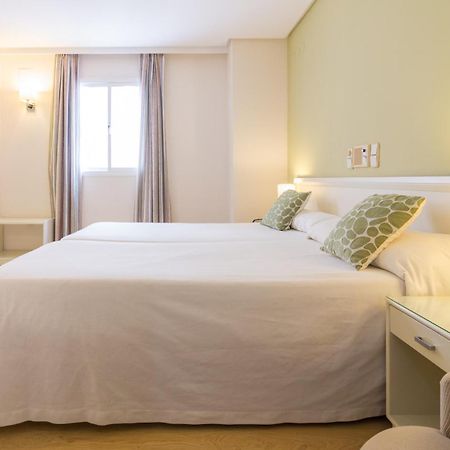 Hotel Plateria Écija Екстериор снимка