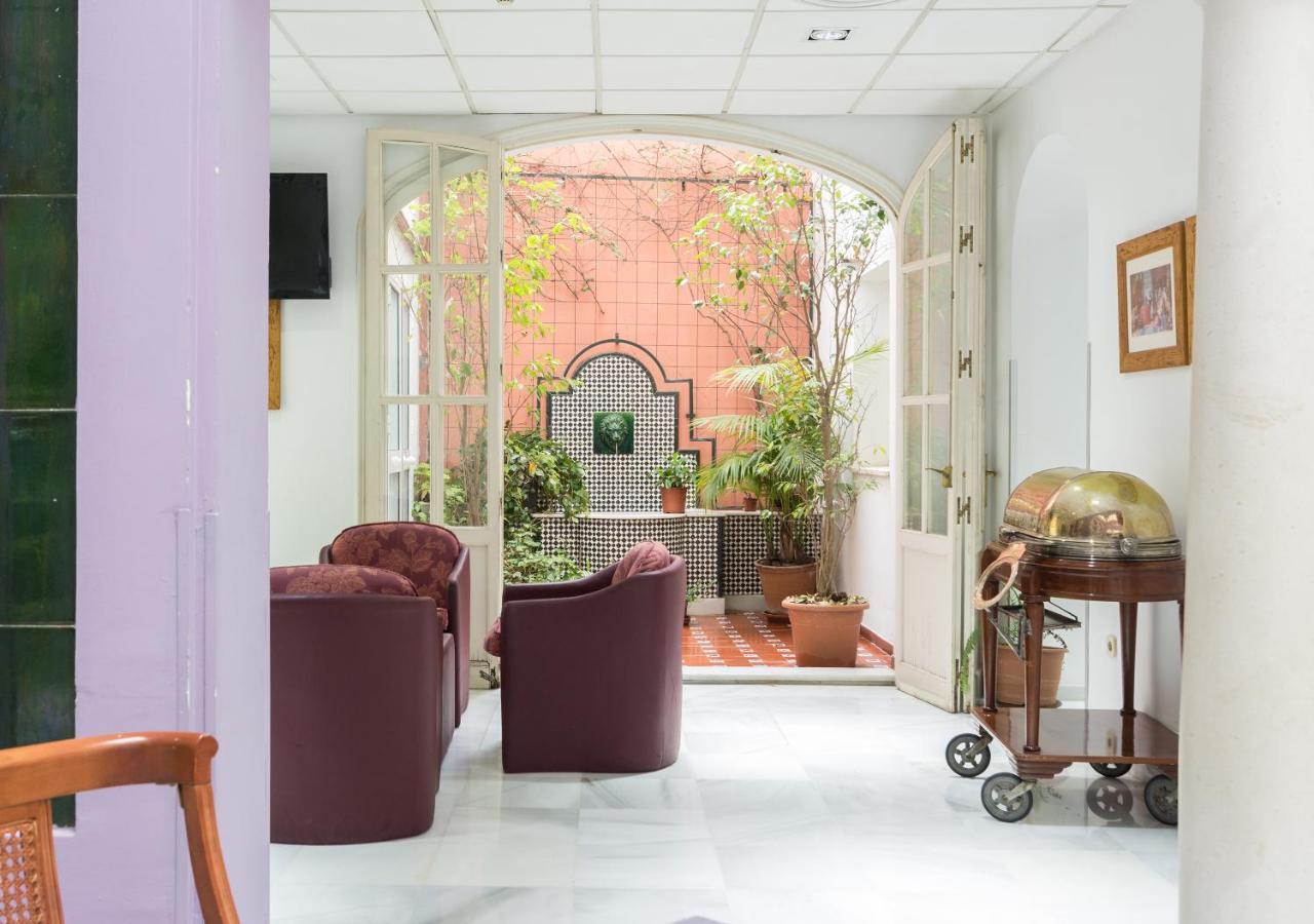 Hotel Plateria Écija Екстериор снимка