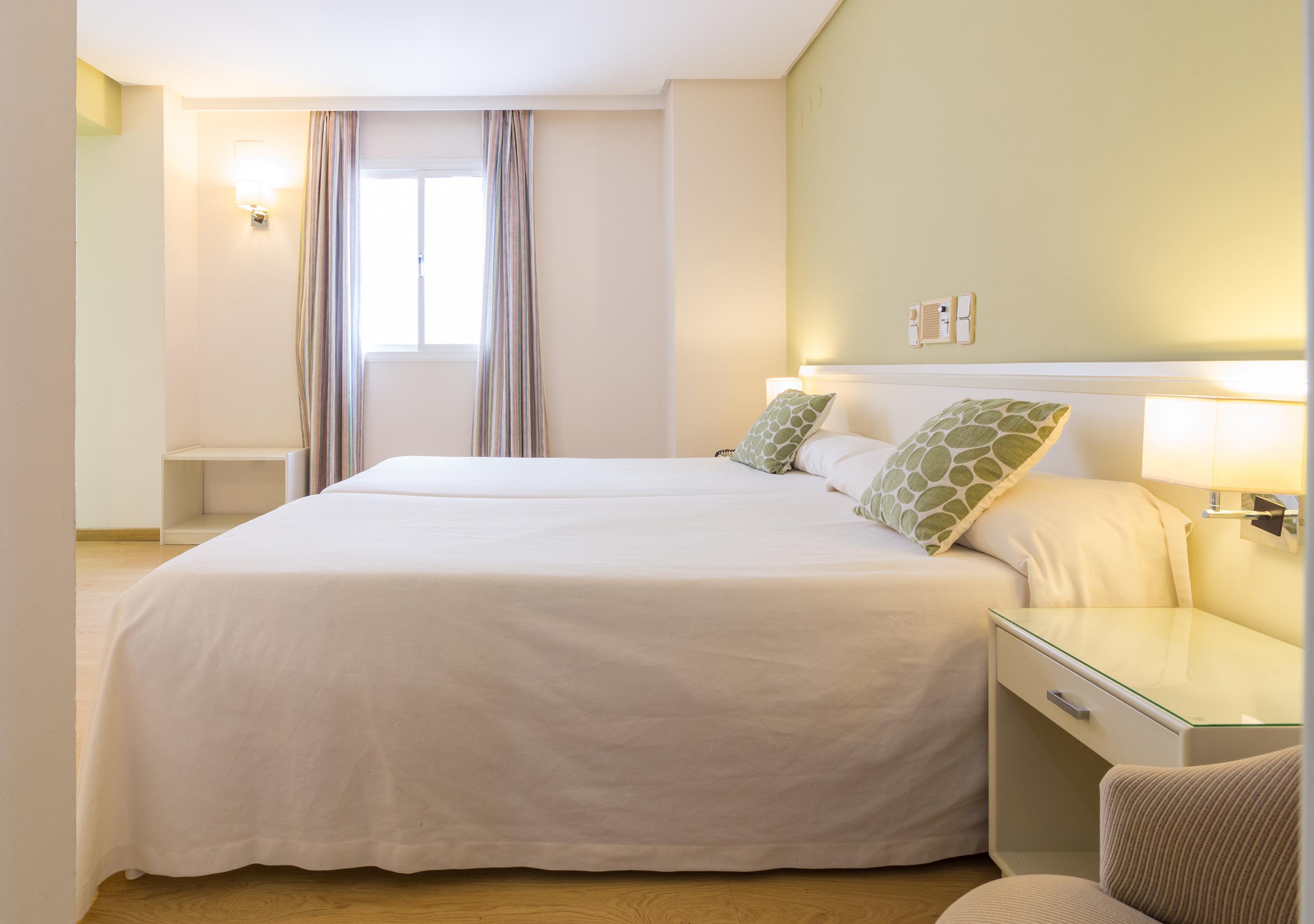 Hotel Plateria Écija Екстериор снимка